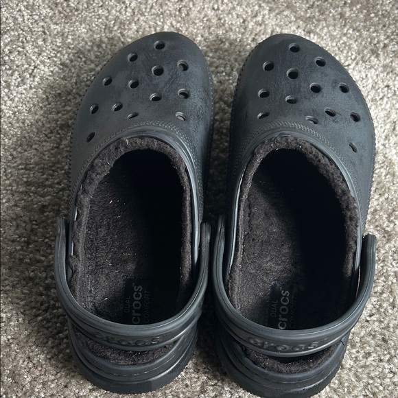 Women Black Crocs - Picture 9 of 11